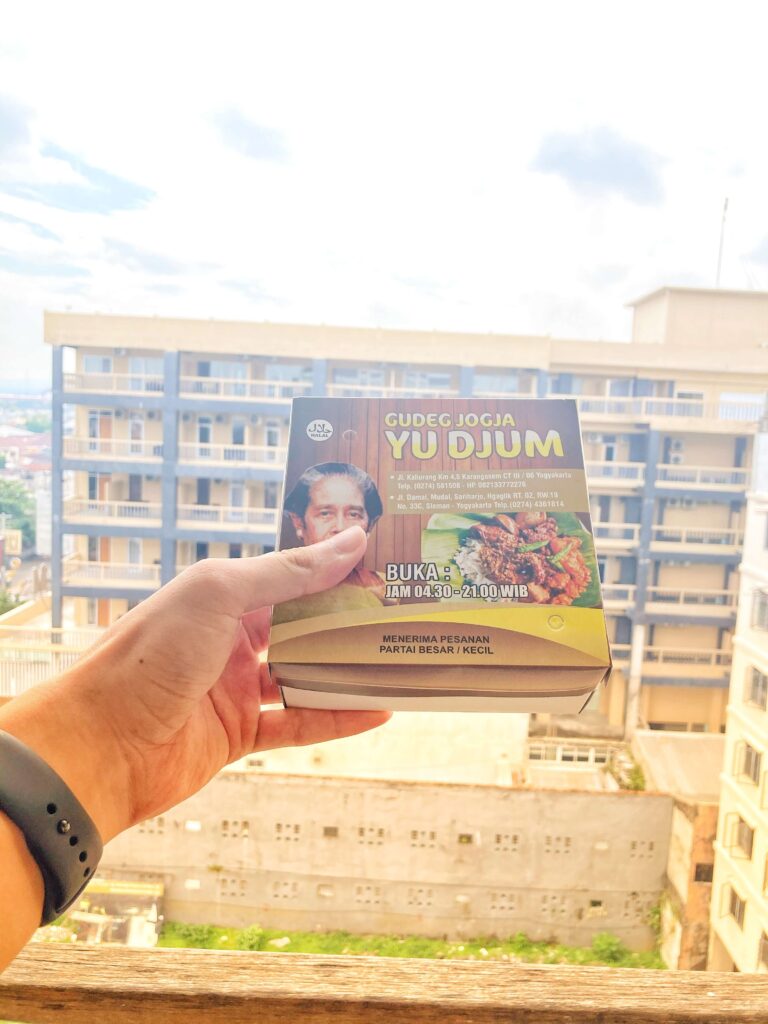 Gudeg Yu Djum