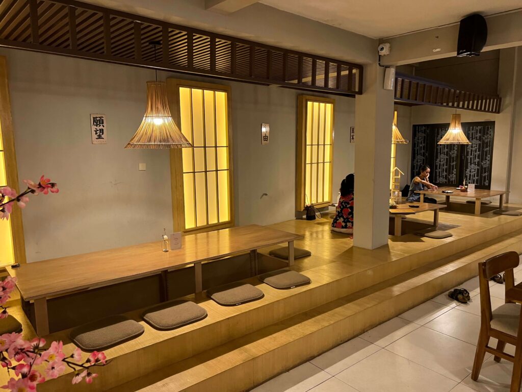 IZAKAYA interior