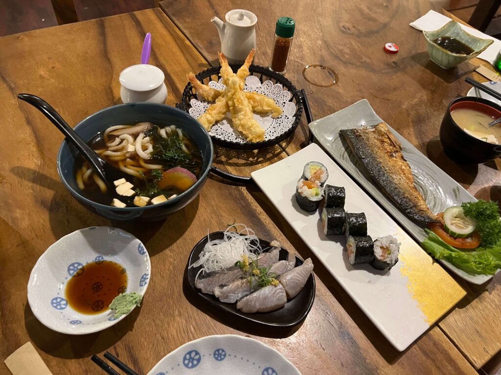 Hikaru Dining