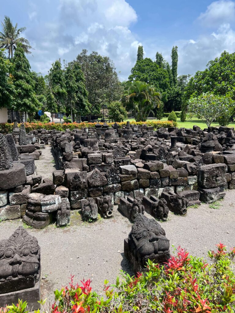 Mendut Temple in the past