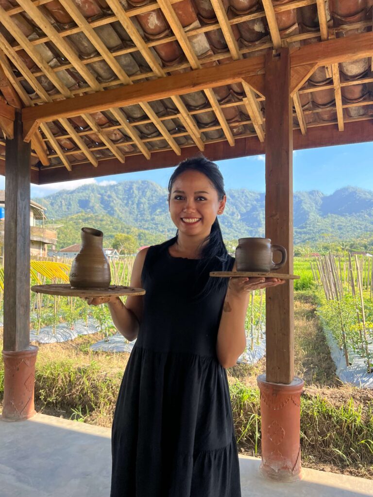 Pottery piece