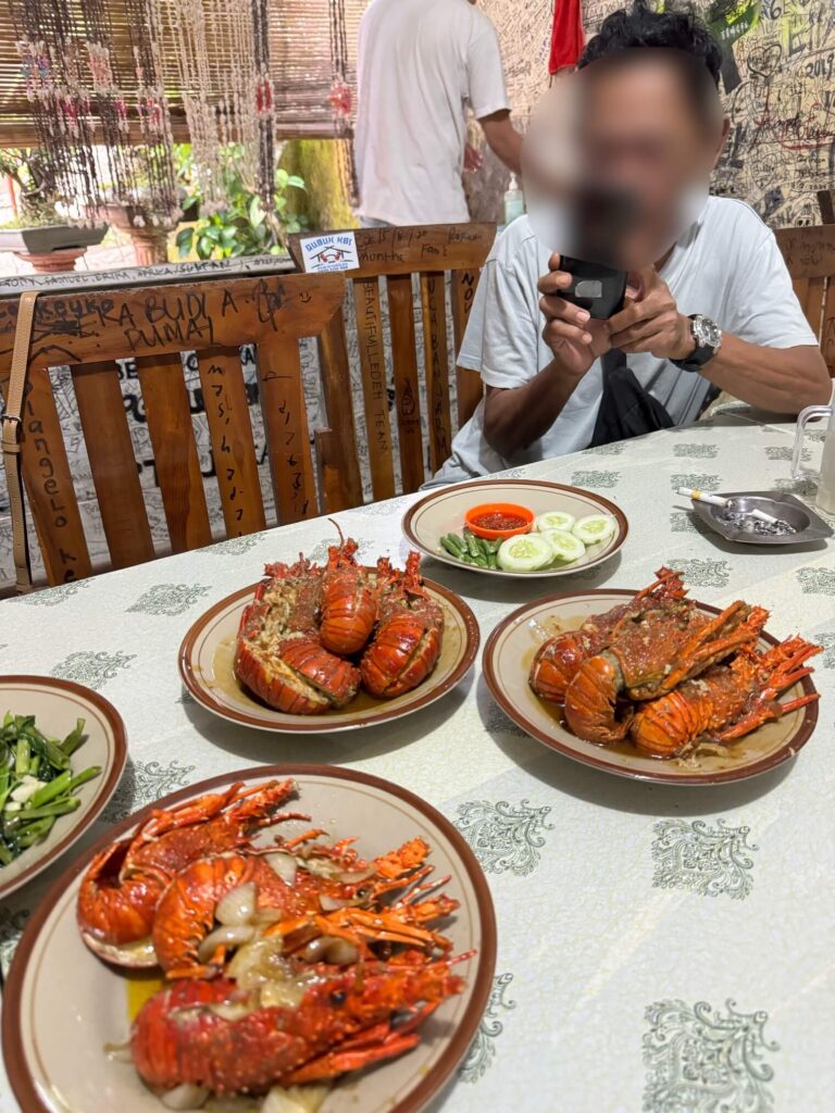 1.5kg of lobster