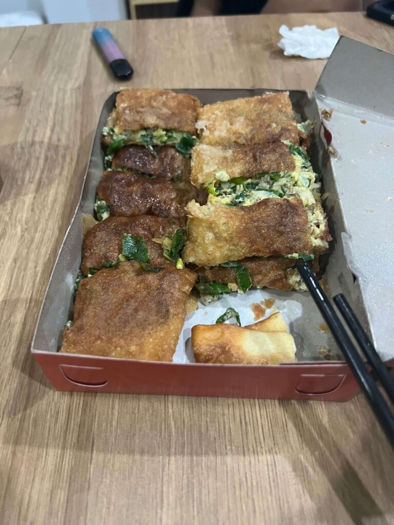 What is the Indonesian dish 'Martabak telur'?