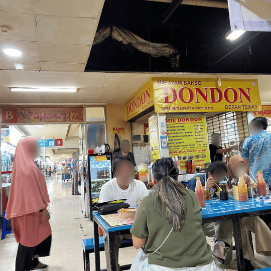 Exterior/Shop View | Mie Ayam Baso Dondon Jakarta Blok M Mie Ayam Shop Local Food