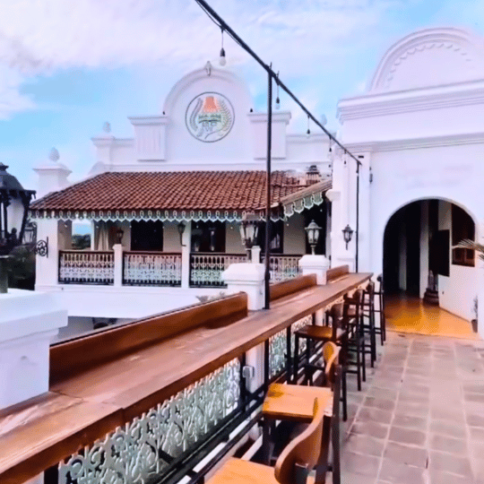 Retro-style café | Kotagede omahkalang coffee Yogyakarta