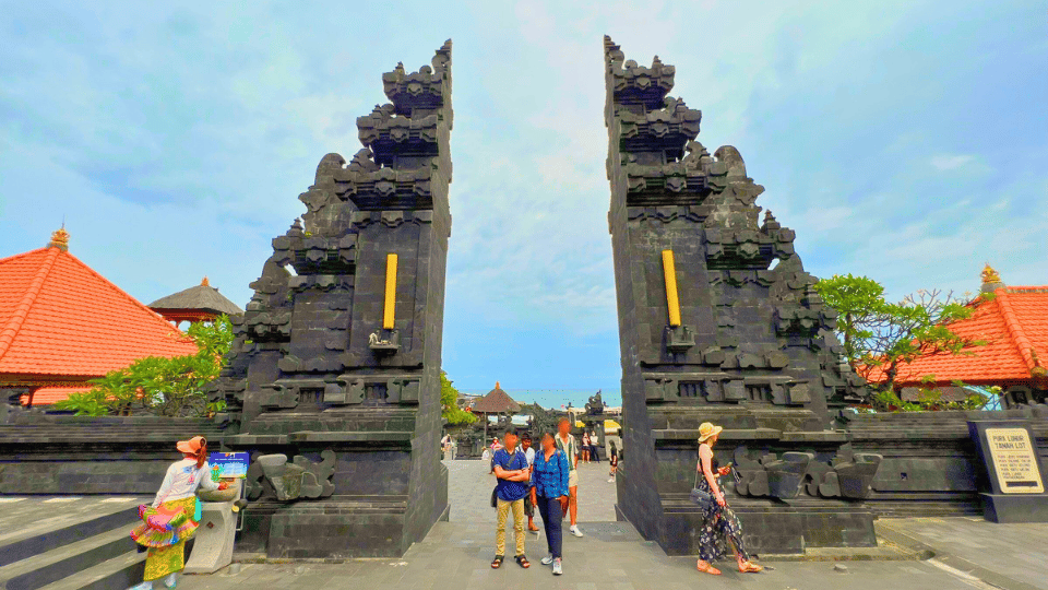 Gate of Tanah Lot Temple | Tanah Lot Temple, Bali, Indonesia