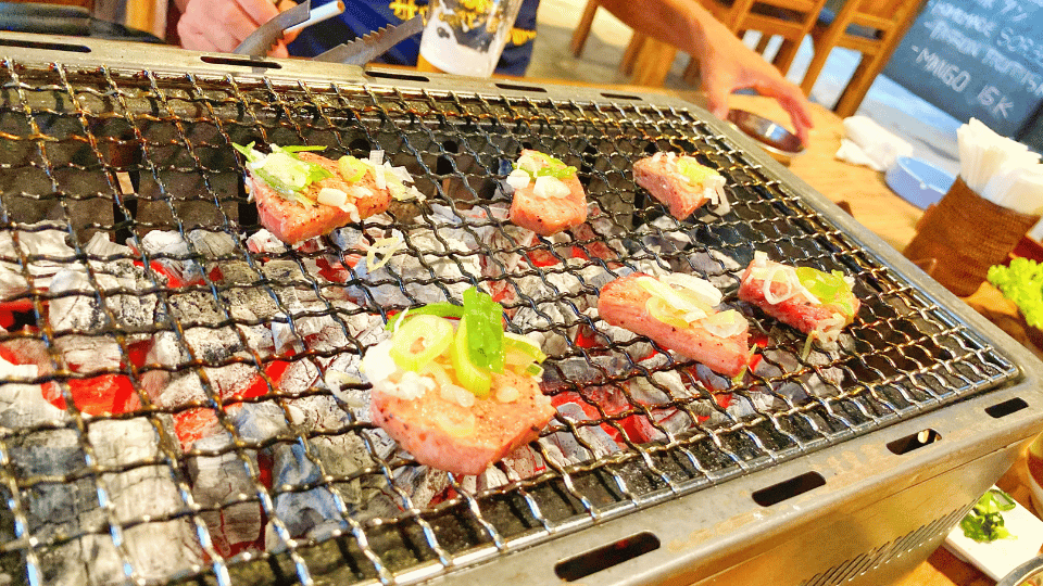 Delicious charcoal-grilled yakiniku | Yakiniku Tendan Bali