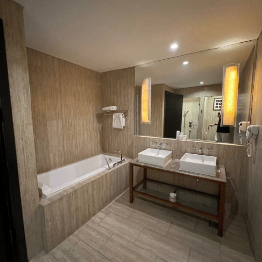 Large bathtub | Lv8 Resort Hotel Bali Canggu